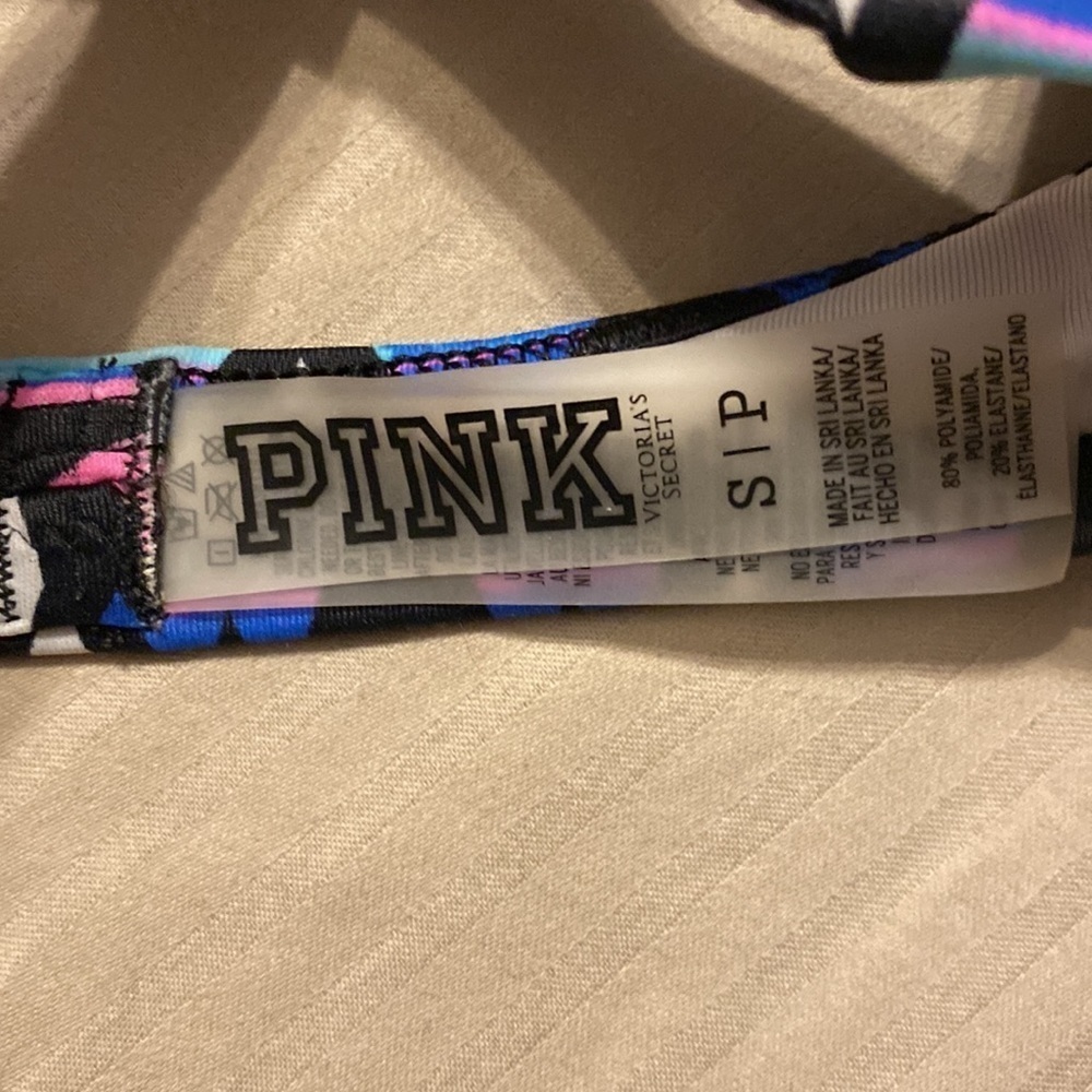 Pink Victoria’s secret’s bikini top🏖 - Picture 6 of 8